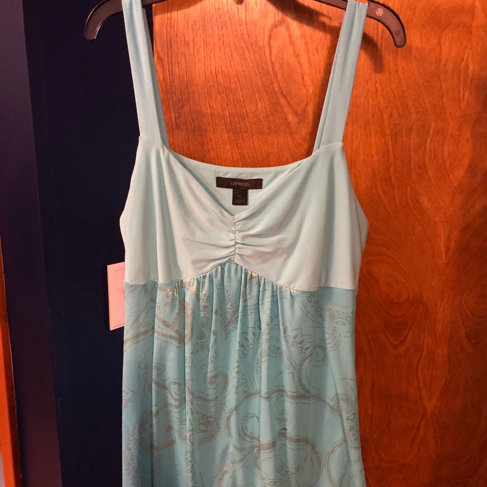 Express medium top
